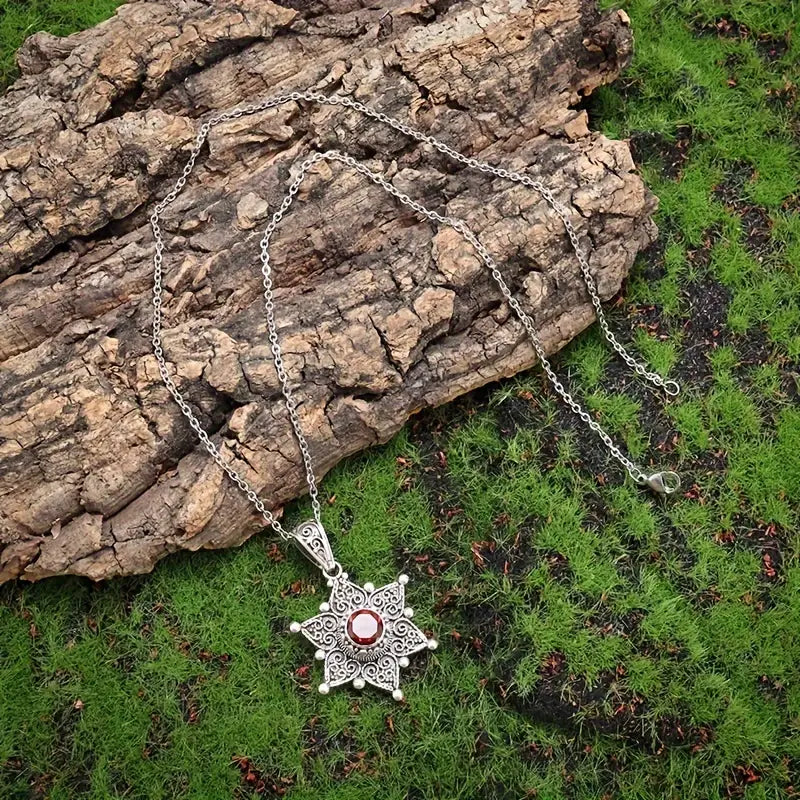 Jessindra Carmalyth Halsband | Vitguld