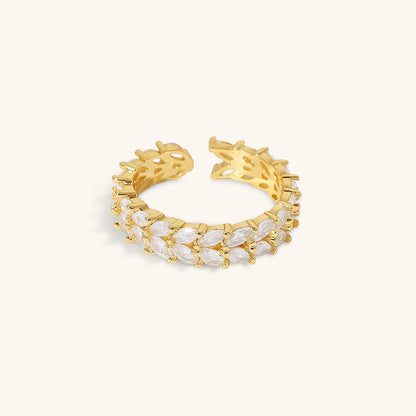 Clarisse Mönstrad Guld Ring