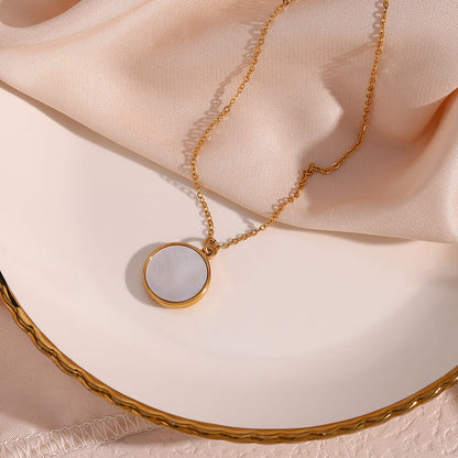 Evangeline Lunar Guld Halsband
