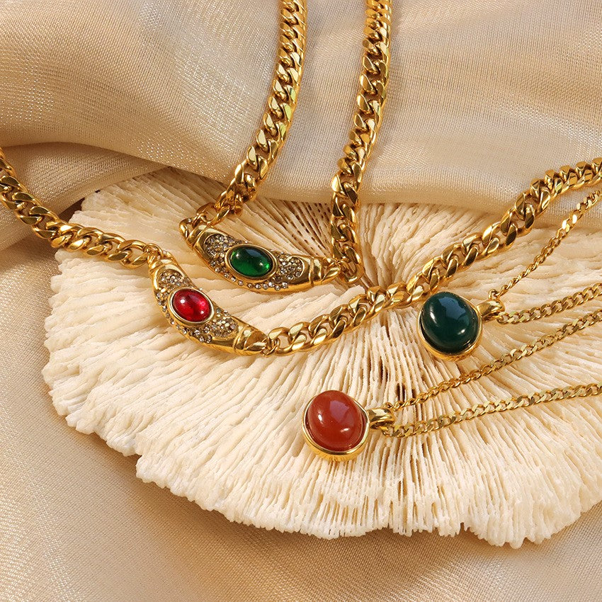 Vintage Isabella Halsband