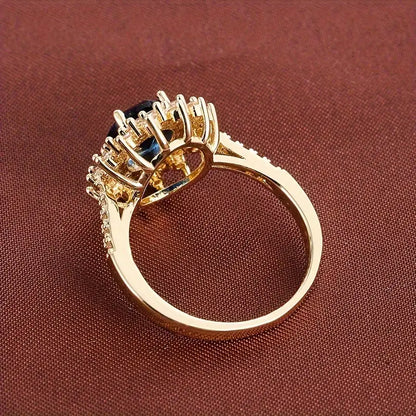 Vionne Saphirae Ring | Vitguld