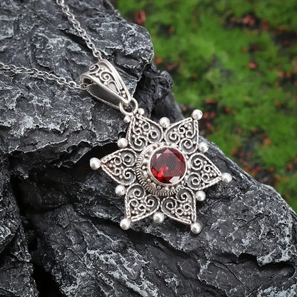 Silver Rubin Stjärna Hänghalsband