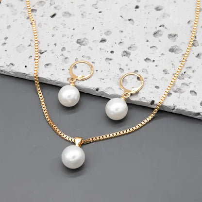 Elegant Graceful Pärlhalsband Set